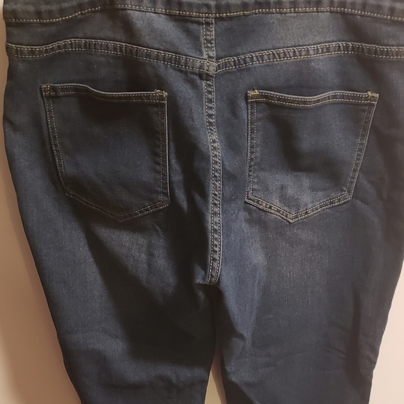 Pants - Picture 3 of 3